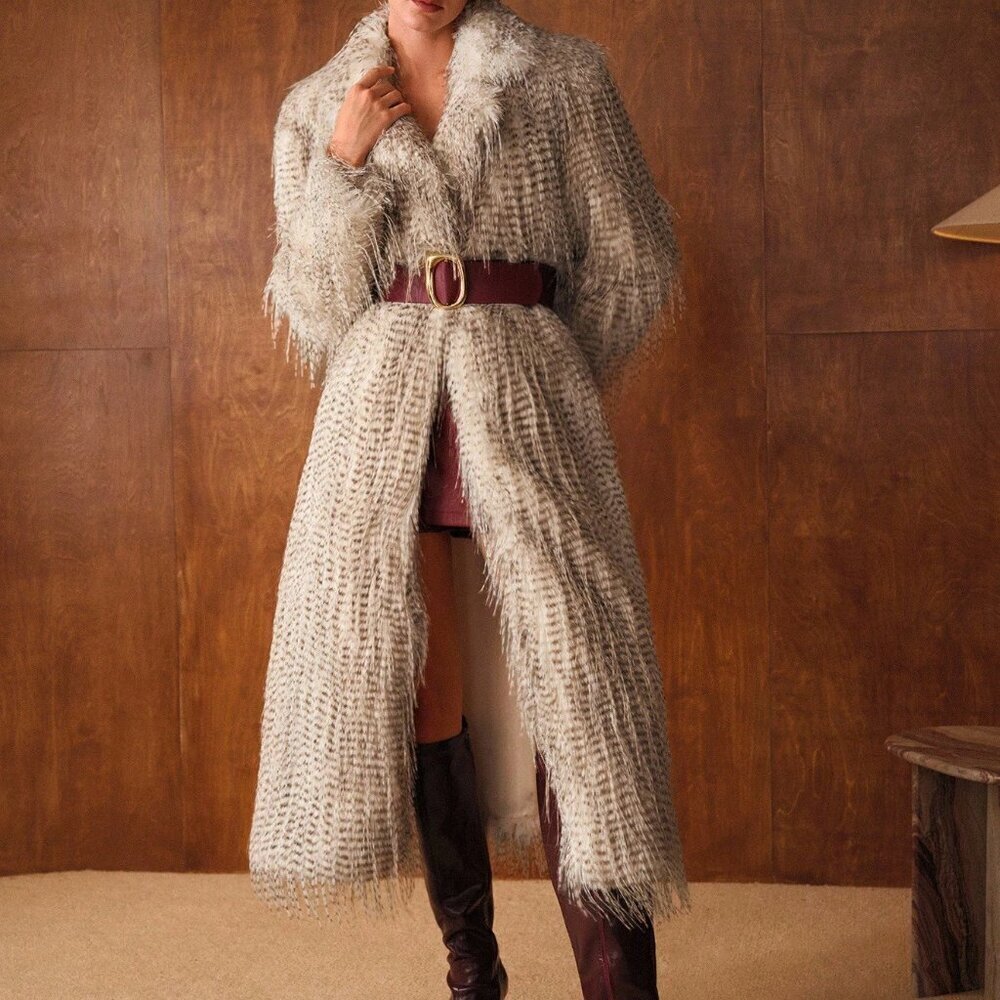 White Preppy Women's All Over Print Faux Fur Midi Coat